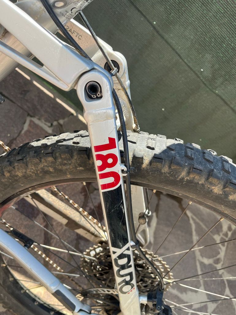 Used Haibike XDURO NDURO 2.0 2020 2020 Mountainbike, Light Gray, 27.5 — image 4 of 11