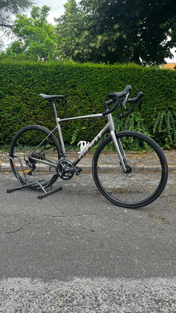 Brugt Giant Contend SL 1 Disc 2021 2021 Road & Gravel — billede 1 af 9