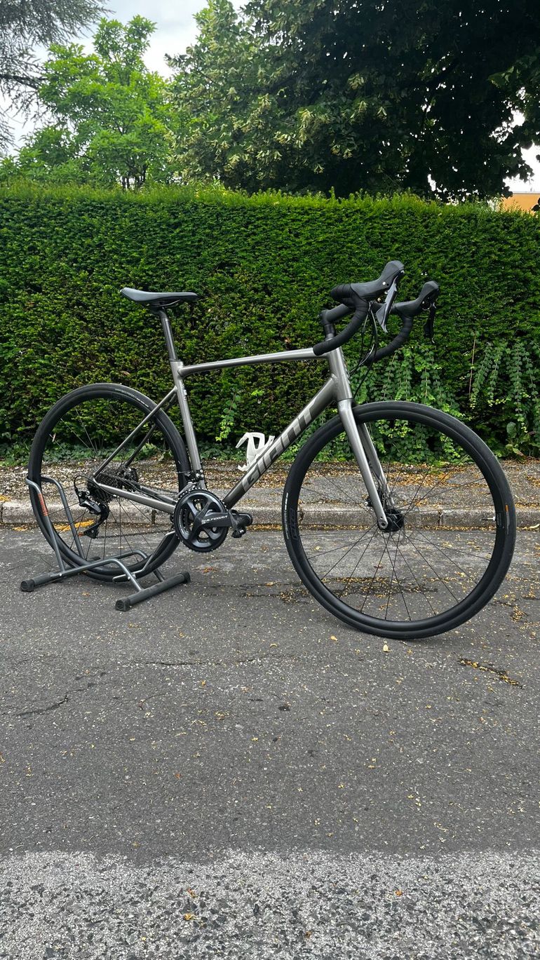 Used Giant Contend SL 1 Disc 2021 2021 Road & Gravel, Light Gray — image 1 of 9