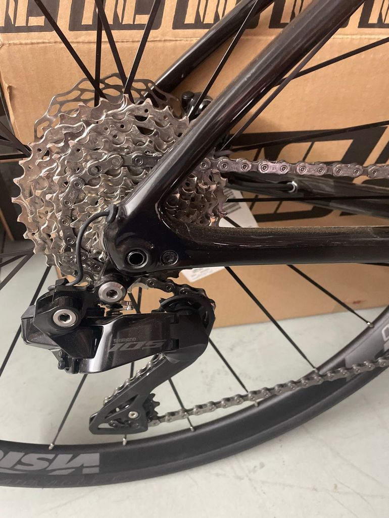 Used Specialized Tarmac SL6 Sport 2021 2021 Road & Gravel, Nero — image 4 of 9
