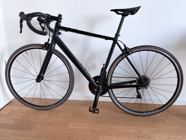 Used Canyon Endurace AL 7.0 2021 2021 Road & Gravel, Black — image 1 of 12