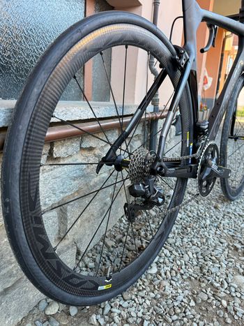 Used Colnago Concept Ultegra Di2 Bike 2019 2019 Road & Gravel, Black — image 3 of 5