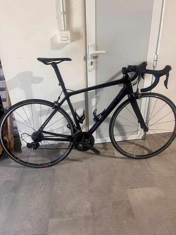 Gebrauchtes Trek Emonda Shimano Ultegra 2016 Road & Gravel, Schwarz — Bild 1 von 8