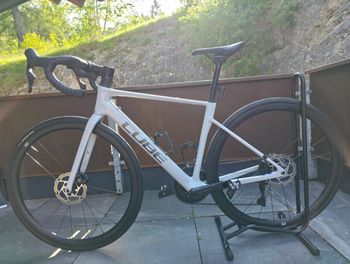 Used CUBE ATTAIN C:62, SLX 2025 2025 Road & Gravel, White — image 2 of 11