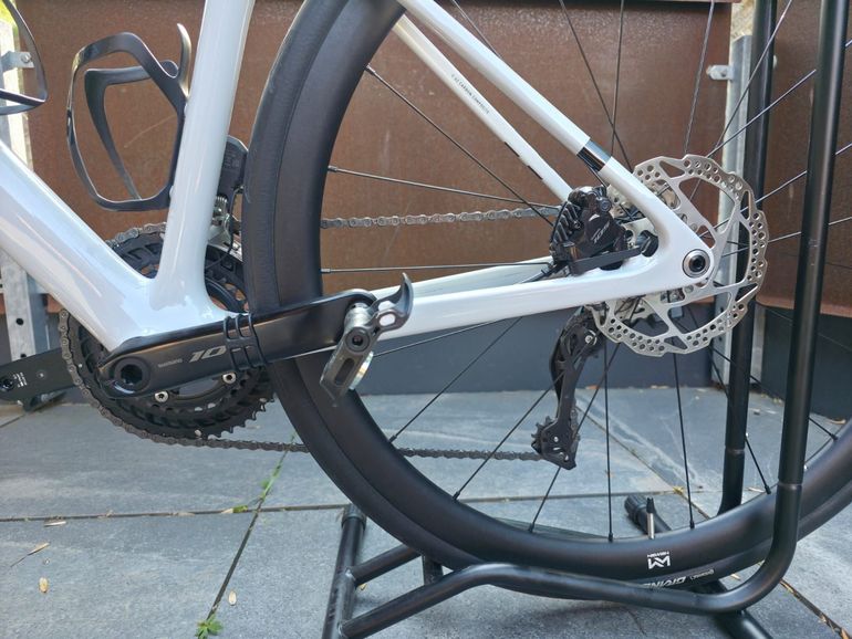 Used CUBE ATTAIN C:62, SLX 2025 2025 Road & Gravel, White — image 4 of 11