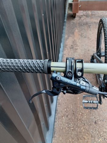 Used YT Industries CF SRAM X01 2018 Mountainbike, Light Gray — image 14 of 25