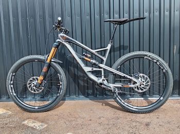 Used YT Industries CF SRAM X01 2018 Mountainbike, Light Gray — image 2 of 25