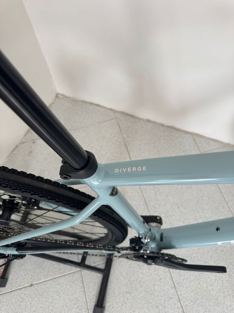 Used Specialized Diverge E5 Elite 2025 2025 Road & Gravel, Blue — image 4 of 6