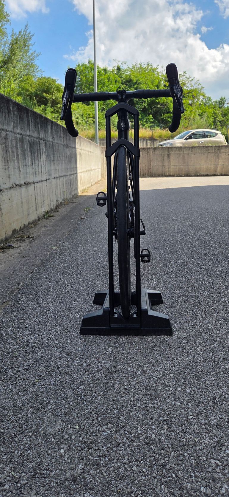 Used Trek Emonda SRAM Force eTap AXS 2022 Road & Gravel, Black — image 5 of 27