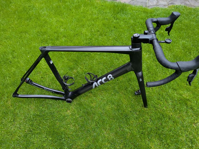 Used ARC 8 Escapee Frameset 2024 Road & Gravel, Black — image 8 of 9