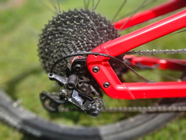 Used Riese & Müller Delite mountain touring 2023 2023 Mountainbike, Red — image 4 of 8