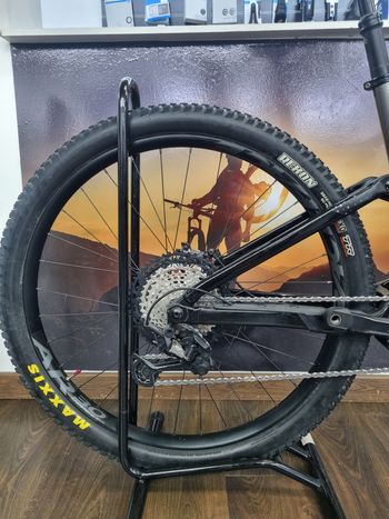 Used Orbea RISE H10 2024 2024 Mountainbike, Light Gray, 29 — image 2 of 11