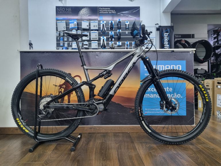 Used Orbea RISE H10 2024 2024 Mountainbike, Light Gray, 29 — image 1 of 11
