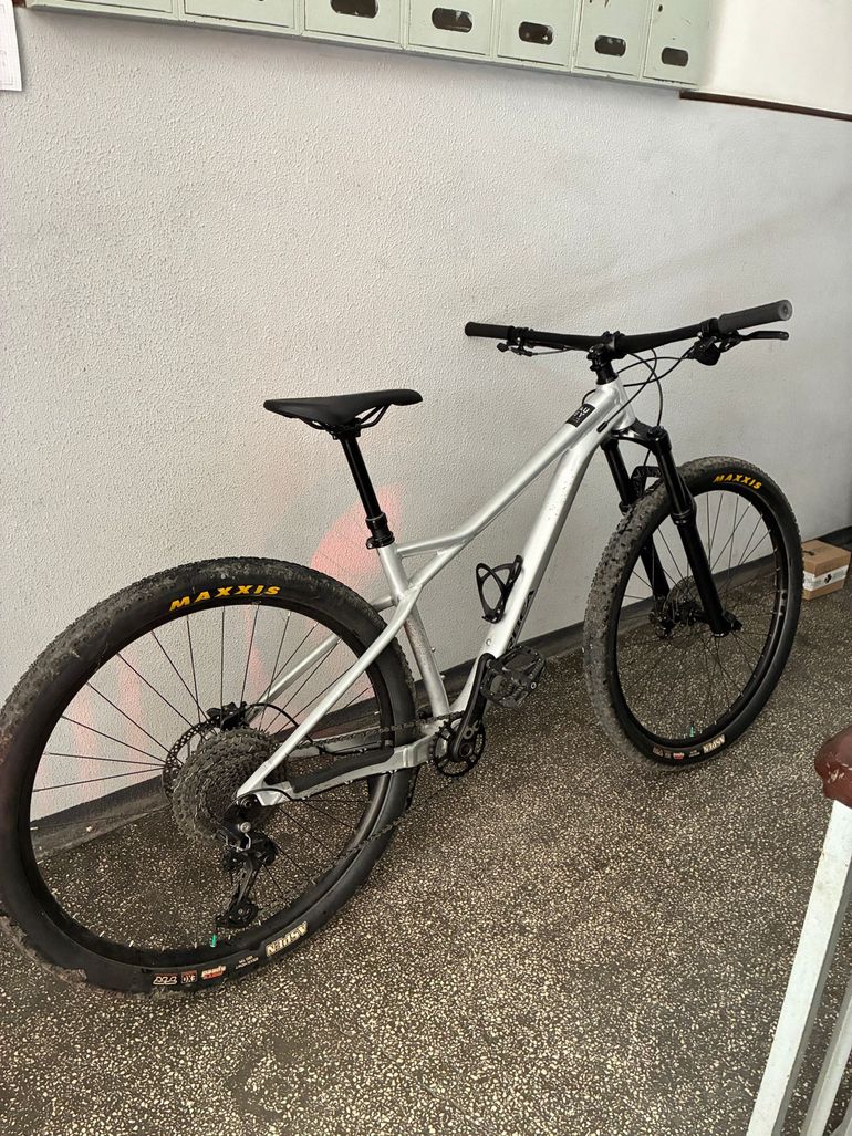 Used Orbea LAUFEY H30 2023 2023 Mountainbike, Light Gray, 29 — image 14 of 16