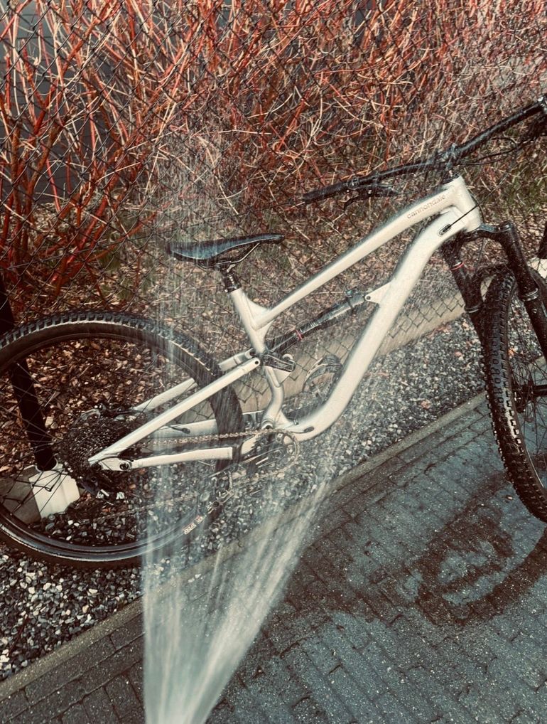 Used Cannondale Habit 3 2024 2024 Mountainbike, Light Gray, 27.5 — image 5 of 5