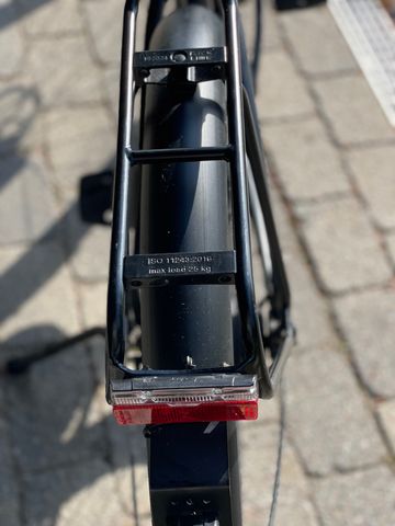 Used Trek Allant+ 9s 2022 Urban, Light Gray — image 12 of 16