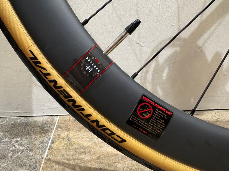 Used Cervélo CERVELO SOLOIST SRAM FORCE AXS GOLD BLACK · SIZE 61 2025 Road & Gravel, Orange — image 3 of 5