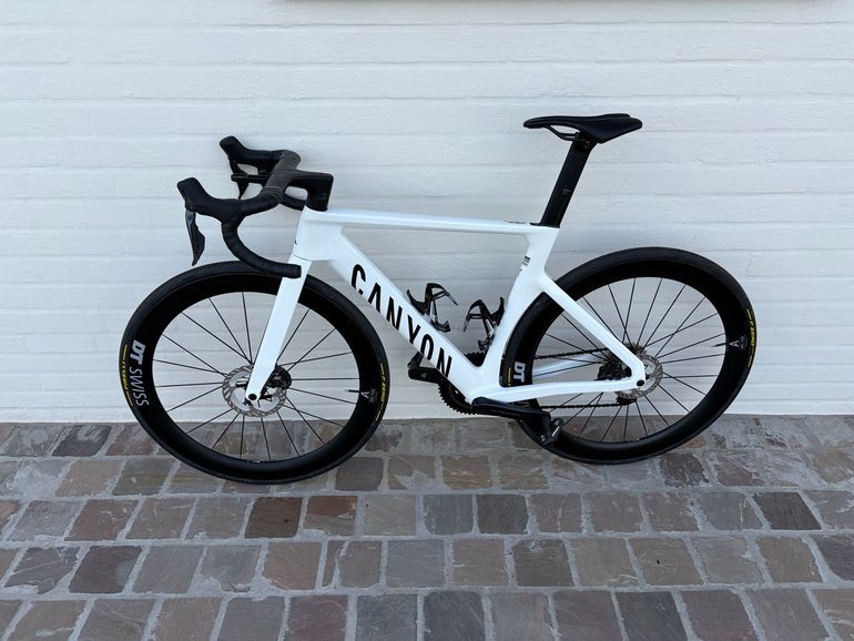 Used Canyon Aeroad CF SLX 8 Di2 2026 2026 Road & Gravel, White — image 2 of 8