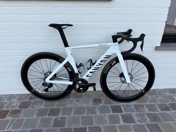 Used Canyon Aeroad CF SLX 8 Di2 2026 2026 Road & Gravel