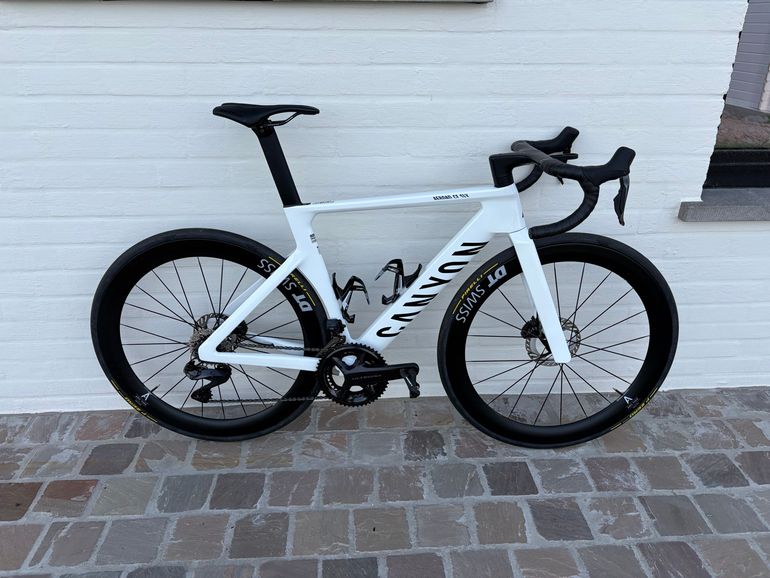 Used Canyon Aeroad CF SLX 8 Di2 2026 2026 Road & Gravel, White — image 1 of 8