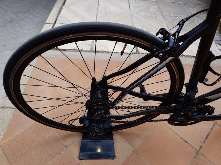 Used Orbea Avant H 70 2014 2014 Road & Gravel, Black — image 7 of 9