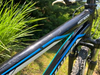 Used Specialized Hotrock Shimano Tourney 2013 Youth, Black — image 3 of 9