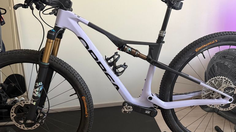 Used Orbea OIZ M-PRO AXS 2023 Frameset 2023 Mountainbike, Purple, 29 — image 2 of 6