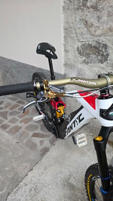 Gebrauchtes Fantic XEF Shimano Deore XT 2024 Mountainbike, Weiß — Bild 4 von 6