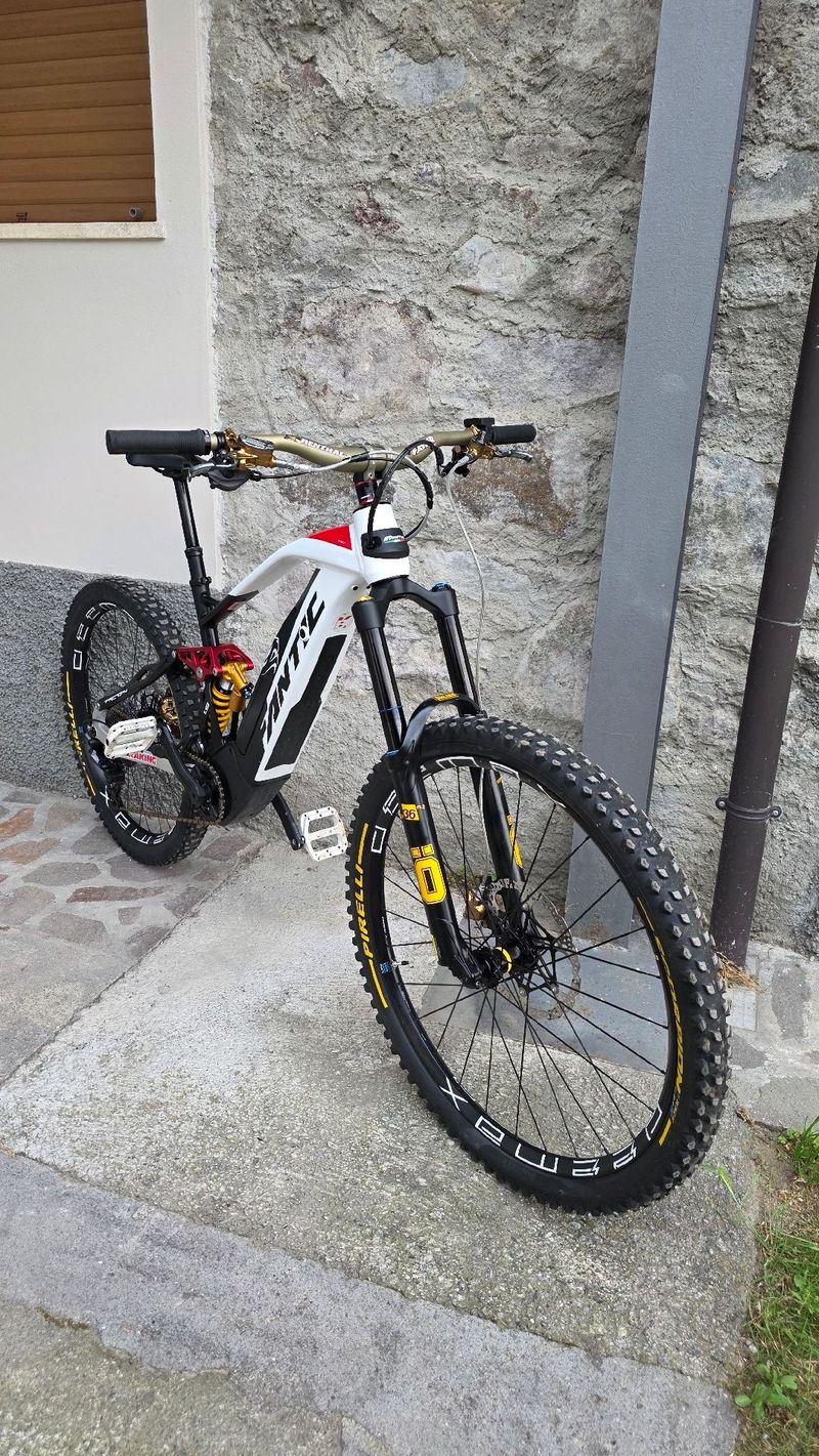 Used Fantic XEF Shimano Deore XT 2024 MTB