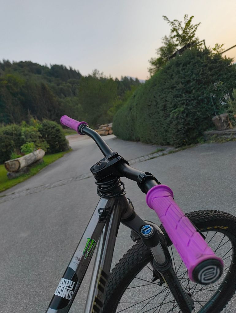 Used leafcycle Leafcycle Custom Single Speed / Fixed Gear 2021 Mountainbike, Light Gray — image 2 of 5