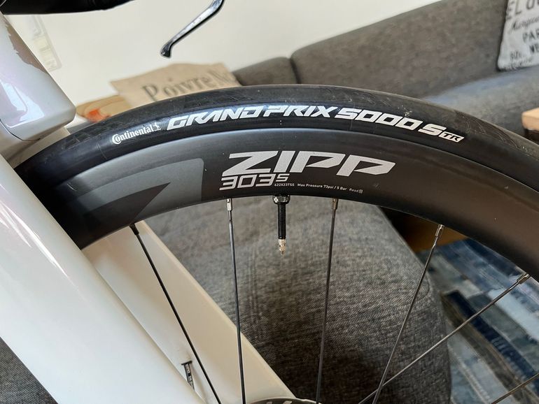 Used Specialized S-Works Shiv Disc 2022 2022 Road & Gravel, White — image 4 of 7