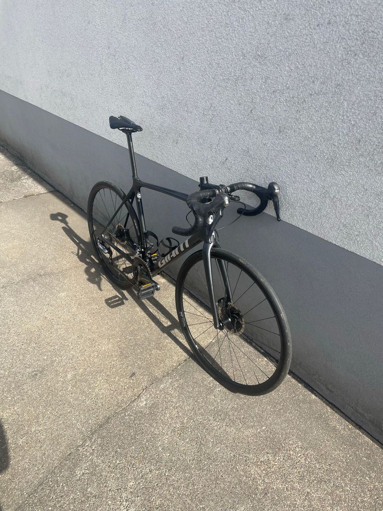 Used Giant TCR Advanced 1 Disc 2021 2021 Road & Gravel, Black — image 3 of 13