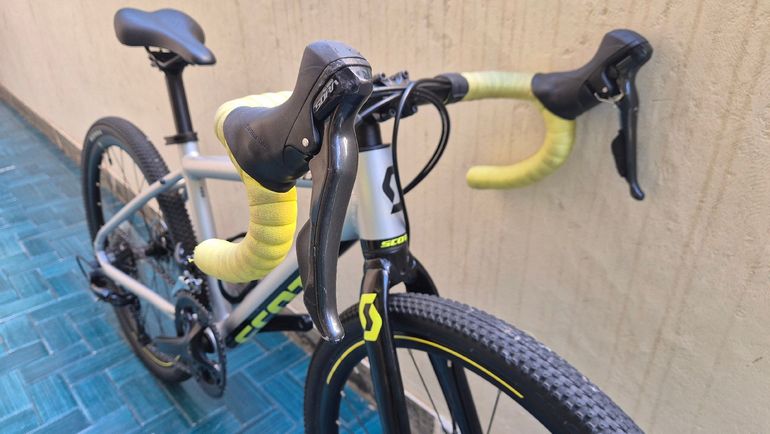 Used Scott Speedster Shimano Sora Youth, Light Gray — image 3 of 6