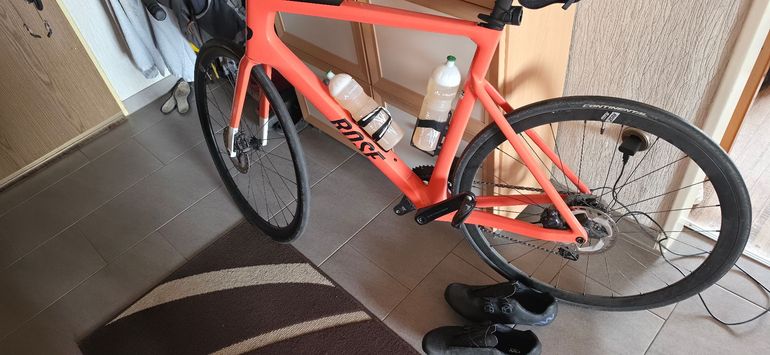 Used Rose XLITE 04 Ultegra Di2 2023 2023 Road & Gravel, Rot — image 2 of 3