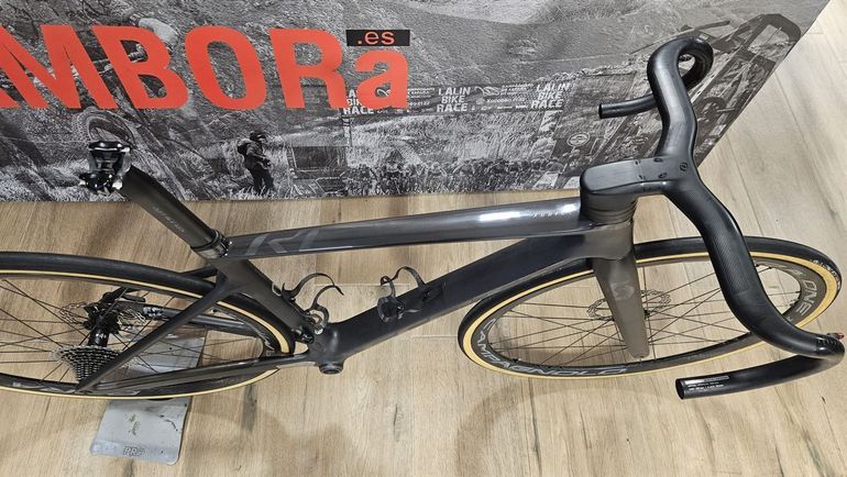 Used Scott SCOTT ADDICT RC HMX SL Frameset 2021 Road & Gravel — image 4 of 6