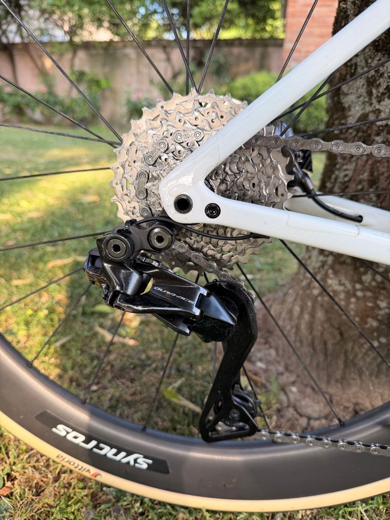 Used Specialized S-Works Tarmac SL8 - Shimano Dura-Ace Di2 2025 2025 Road & Gravel, White — image 5 of 11