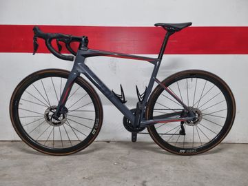 BMC Roadmachine 01 THREE 2019 2019 Road & Gravel d'occasion — image 4 sur 5