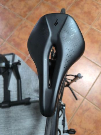 Used Specialized Tarmac Disc Sport 2020 2020 Road & Gravel, Schwarz — image 4 of 8