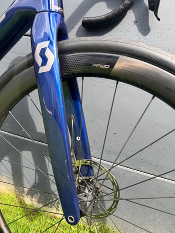 Used Scott Scott Addict 10 2022 Road & Gravel, Blue — image 5 of 9