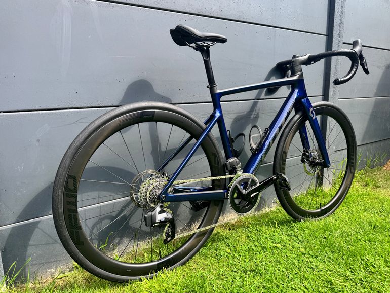 Used Scott Scott Addict 10 2022 Road & Gravel, Blue — image 3 of 9
