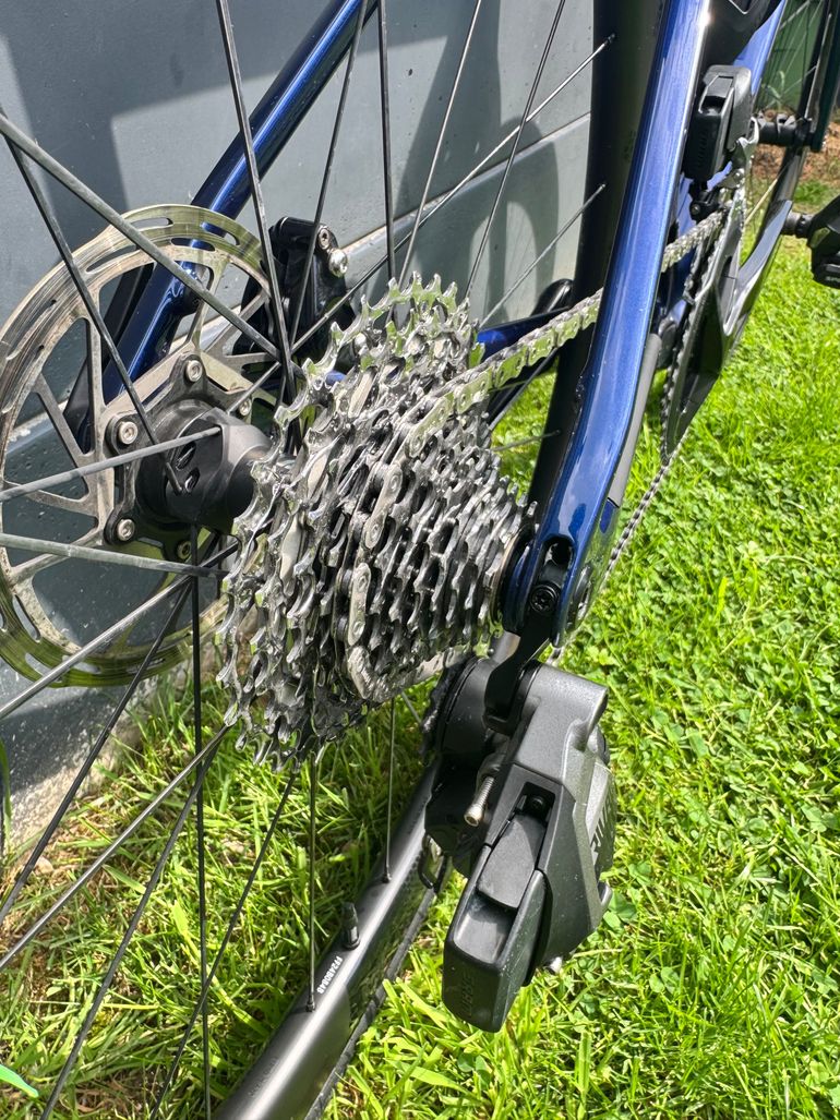 Used Scott Scott Addict 10 2022 Road & Gravel, Blue — image 6 of 9