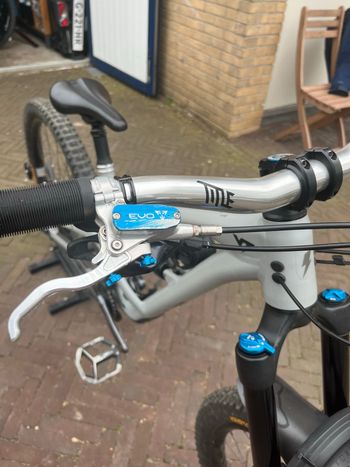 Used YT YT Custom SRAM GX 2024 Mountainbike, Light Gray — image 9 of 14