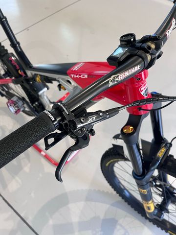 Used Thok bikes Custom Shimano Deore XT 2022 Mountainbike, Red — image 4 of 5