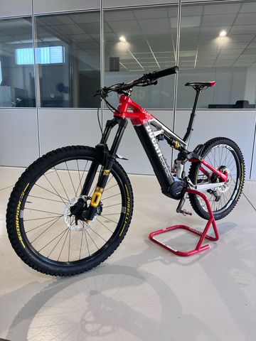 Used Thok bikes Custom Shimano Deore XT 2022 Mountainbike, Red — image 2 of 5