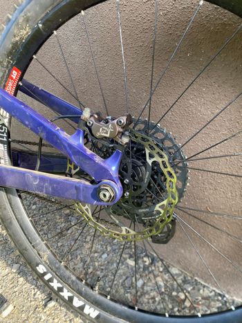 Used Trek Slash 8 Gen 5 2023 2023 Mountainbike, Blue, 29 — image 8 of 10