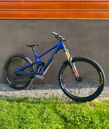 Used Trek Slash 8 Gen 5 2023 2023 MTB