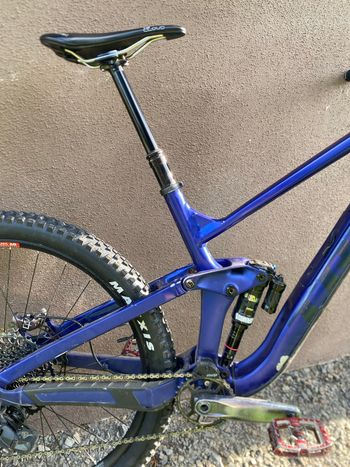 Used Trek Slash 8 Gen 5 2023 2023 Mountainbike, Blue, 29 — image 3 of 10