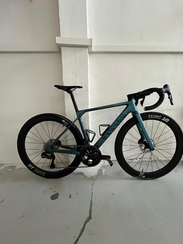 Used Canyon Ultimate CF SLX 8 Di2 2024 2024 Road & Gravel, Green — image 5 of 5
