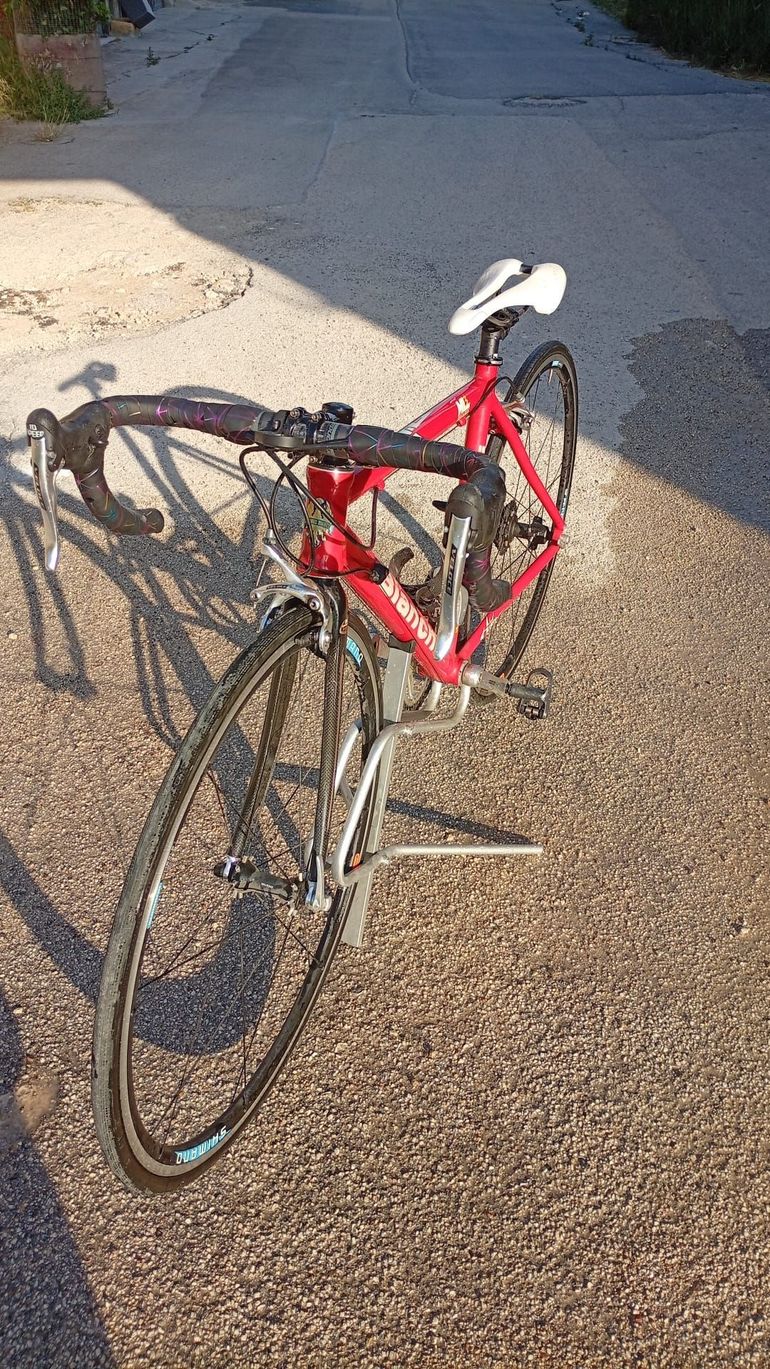 Used Bianchi ml3 olley 7000 Bianchi ml3 olley 7000 Custom Campagnolo Chorus 2005 Road & Gravel, Rosso — image 4 of 7