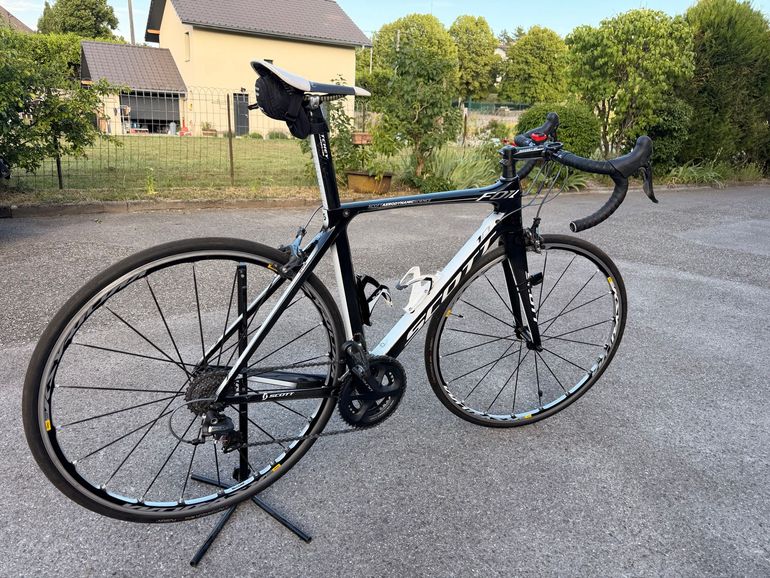 Used Scott Foil Shimano Dura Ace 2012 Road & Gravel, Black — image 2 of 10